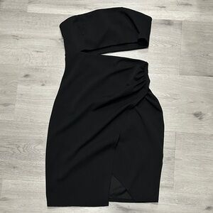 Elegant Black Strapless Dress
